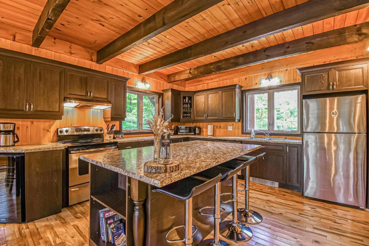 Brown Bear Lodge Brownsburg Екстер'єр фото